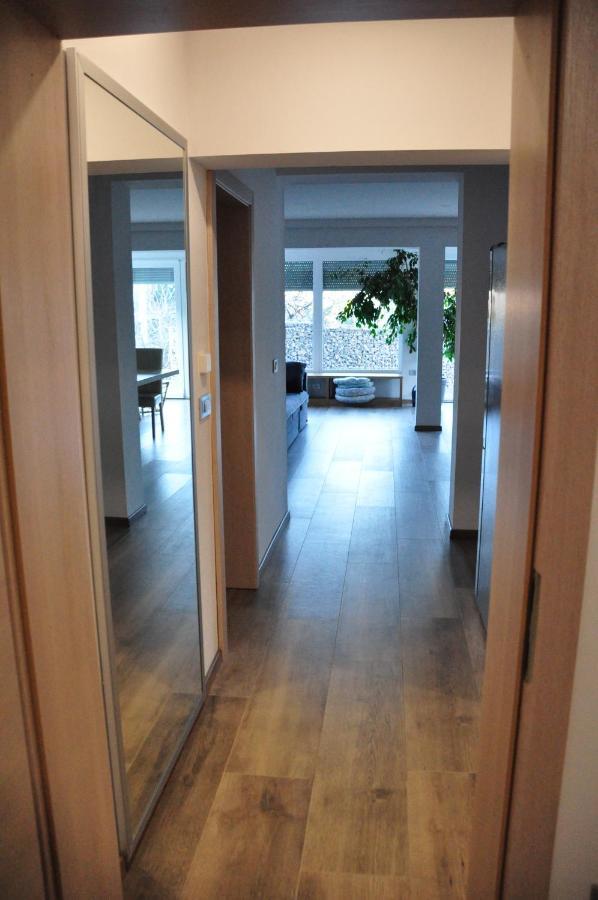 Apartment Cecil Izola Buitenkant foto