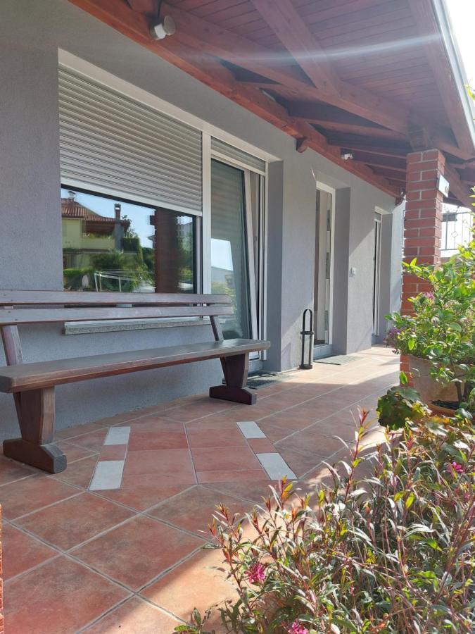 Apartment Cecil Izola Buitenkant foto